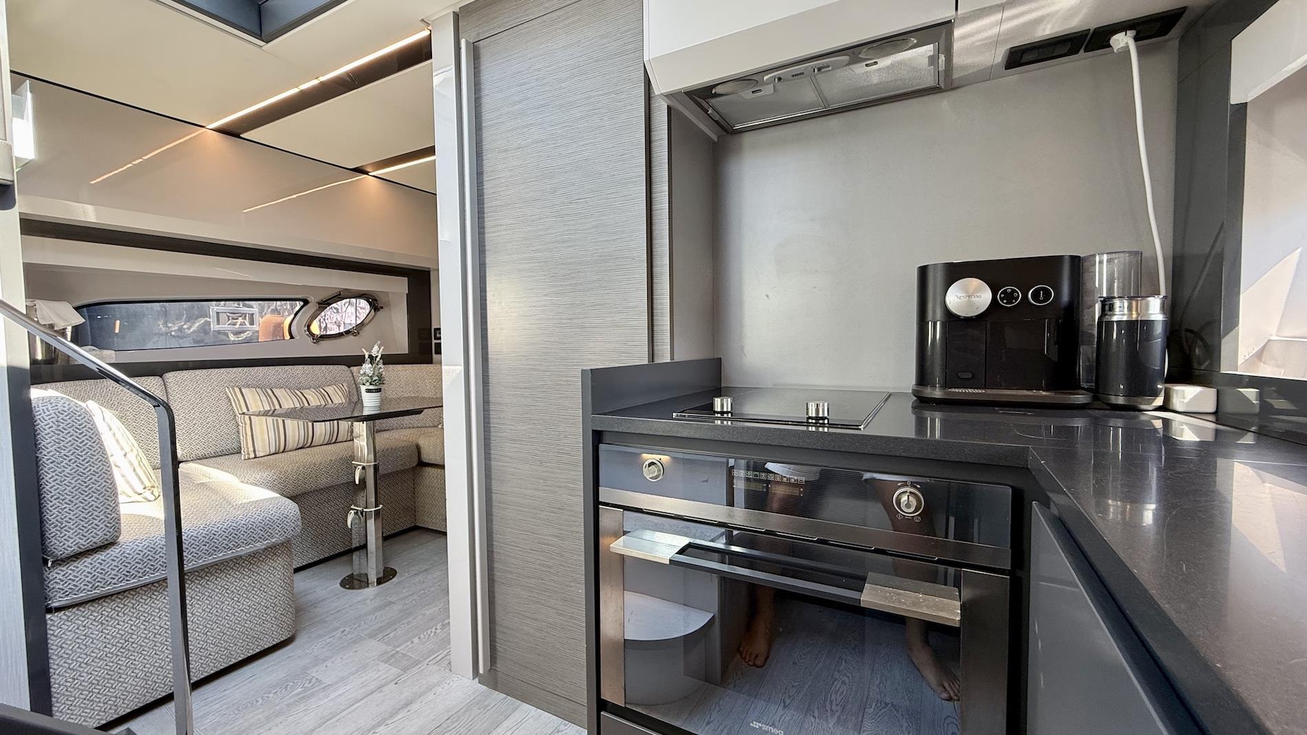2018 PERSHING 5X 